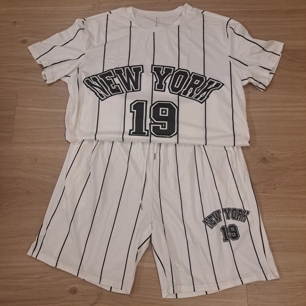 New York 19 tshirt and short pinstriped set
